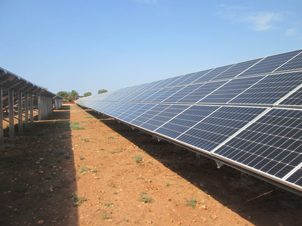 Colaboración en estudios agrícolas de la administración